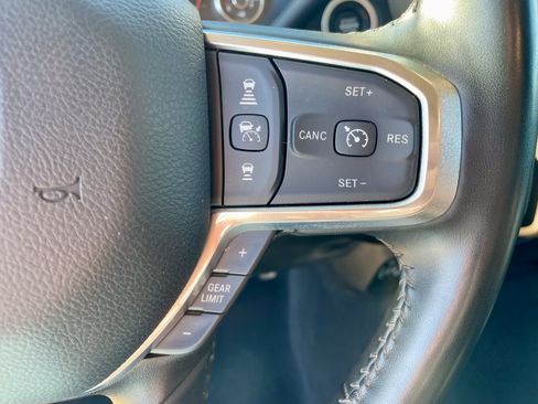 Used 2024 RAM 2500 Laramie w/ Safety Group AWD/4WD image 17