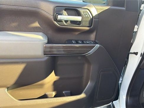 Used 2019 Chevrolet Silverado 1500 LT w/ All-Star Edition image 12