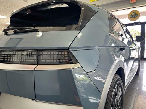 Used 2025 Hyundai Ioniq 5 Limited RWD image 17