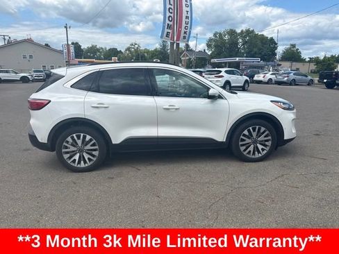 Used 2020 Ford Escape Titanium w/ Titanium Premium Package 2.0 AWD/4WD image 2