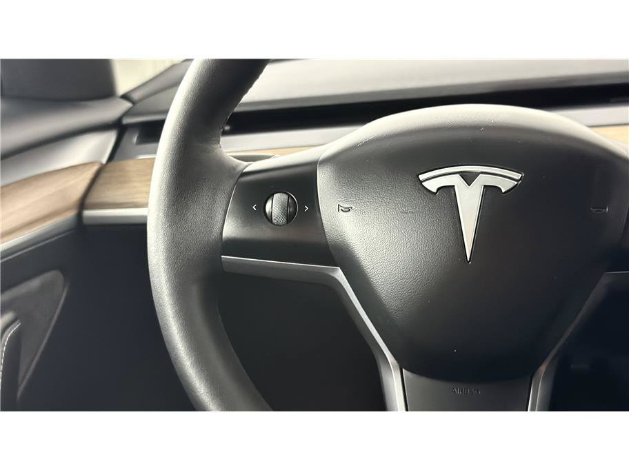 Used 2023 Tesla Model 3 Standard Range RWD image 27