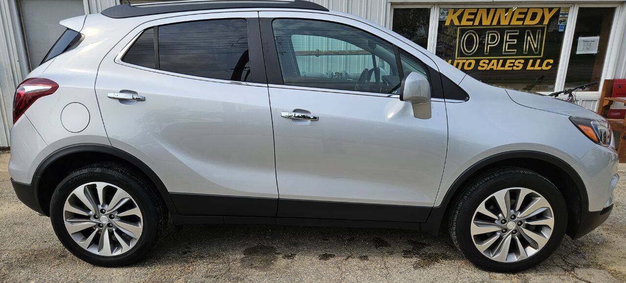 Used 2020 Buick Encore Preferred AWD/4WD image 3