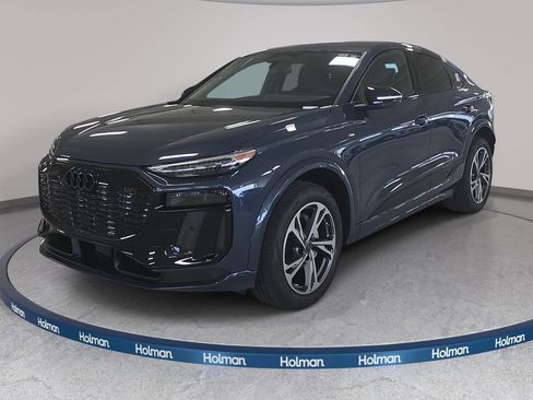 New 2027 Audi Q6 e-tron Premium Plus AWD/4WD image 1