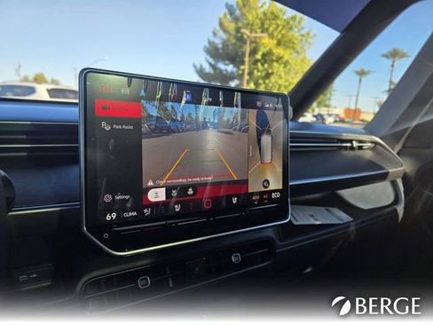 New 2025 Volkswagen ID. Buzz Pro S Plus image 19