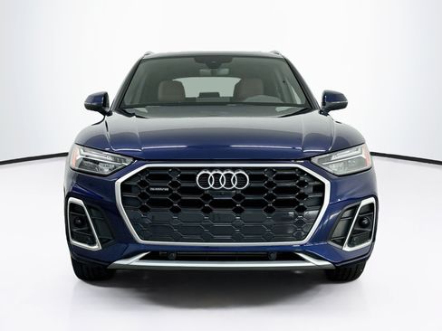 Used 2023 Audi Q5 2.0T Premium Plus w/ Premium Plus Package AWD/4WD image 2