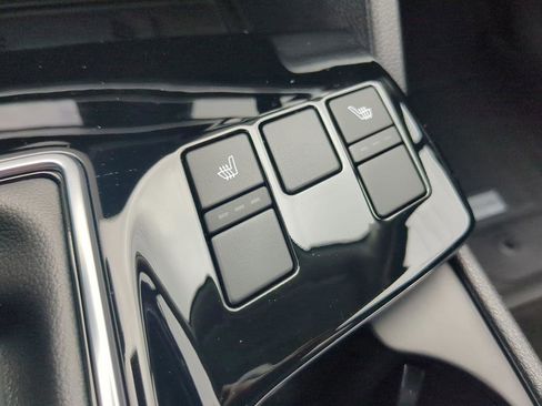 Certified 2025 Kia Sportage EX w/ Premium Package image 23