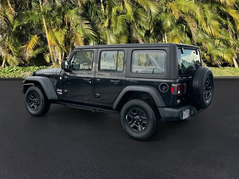 Used 2019 Jeep Wrangler Unlimited Sport AWD/4WD image 7