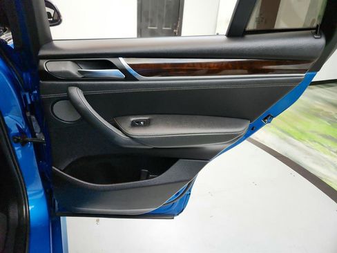 Used 2018 BMW X4 M40i AWD/4WD image 32