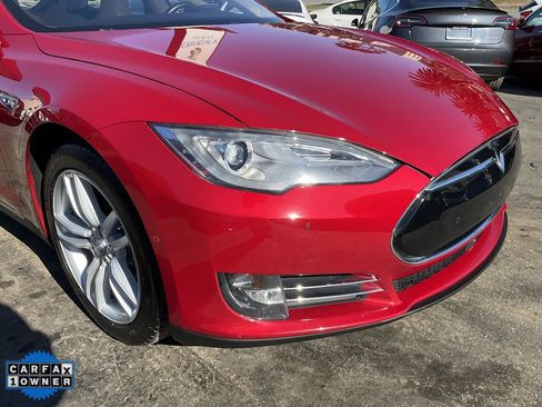 Used 2014 Tesla Model S 85 image 67