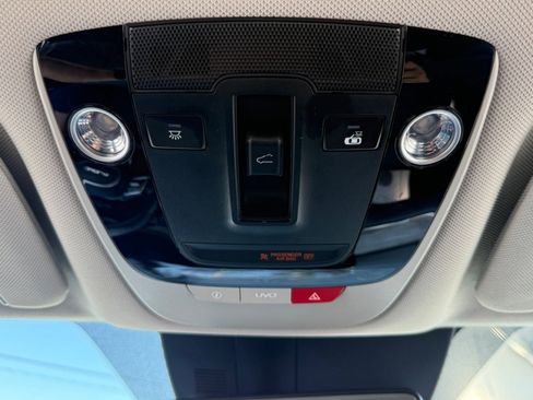 Used 2022 Kia Sorento SX Prestige image 35