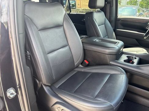 Used 2024 Chevrolet Suburban LT AWD/4WD image 52