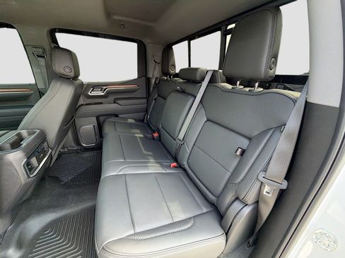 Used 2025 GMC Sierra 1500 Denali w/ Technology Package AWD/4WD image 20