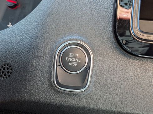 Used 2024 Mercedes-Benz Sprinter 144 Cargo image 21