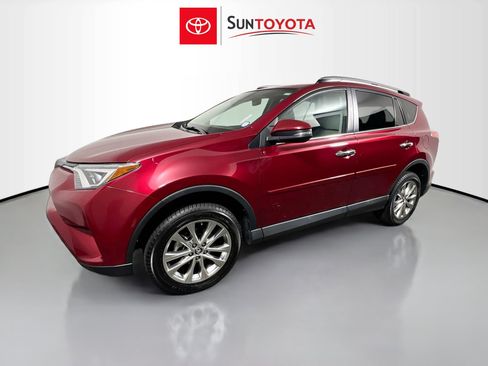 Used 2018 Toyota RAV4 Limited image 9