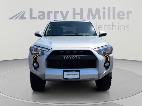 Used 2019 Toyota 4Runner SR5 Premium w/ Wilderness Package AWD/4WD image 8
