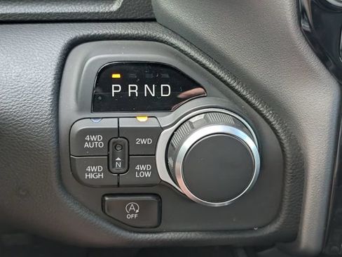 Used 2025 RAM 1500 Big Horn AWD/4WD image 21