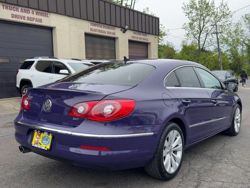 Used 2010 Volkswagen CC Sport FWD image 6