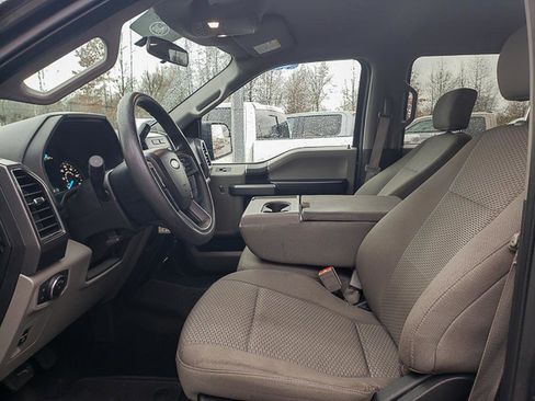 Used 2018 Ford F150 XLT image 9