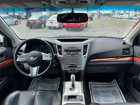 Used 2011 Subaru Outback 2.5i Limited w/ PWR Moonroof Pkg AWD/4WD image 20