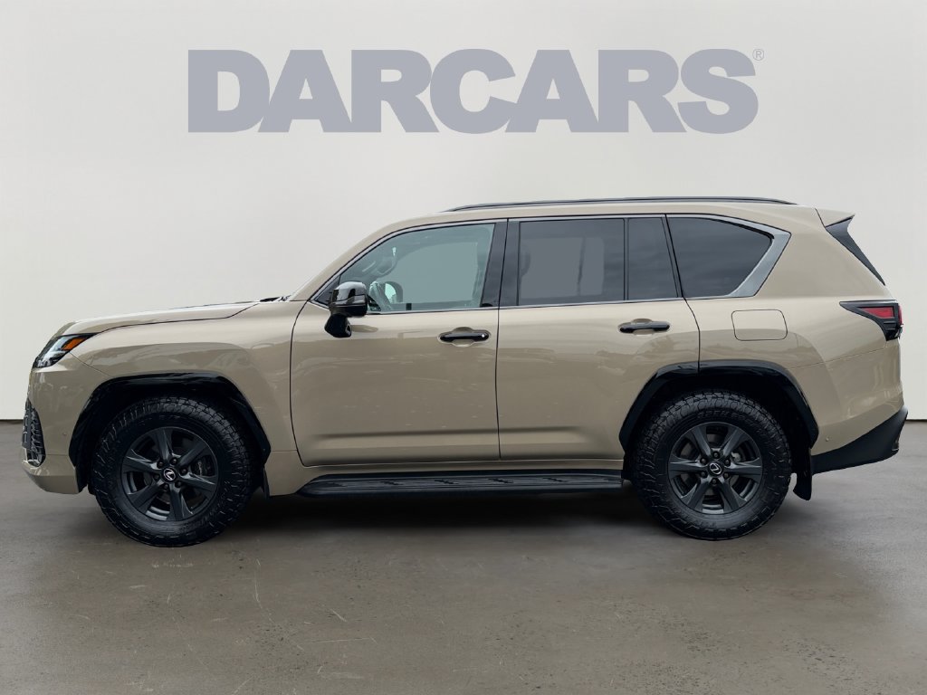 Certified 2025 Lexus LX 700h Overtrail AWD/4WD image 4