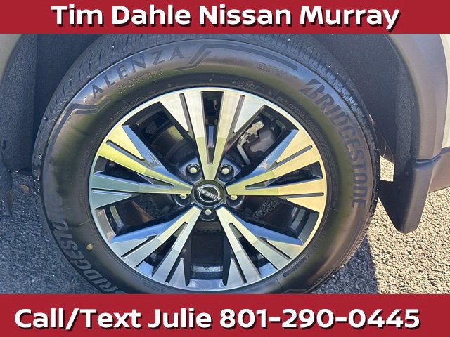 Used 2023 Nissan Rogue SV AWD/4WD image 28