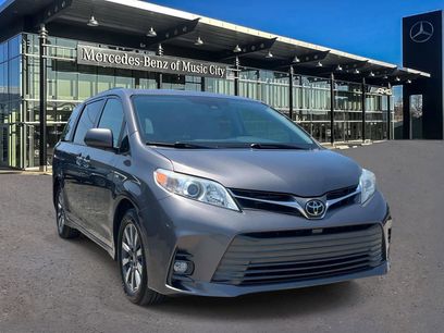 Used 2020 Toyota Sienna XLE w/ XLE Navigation Package
