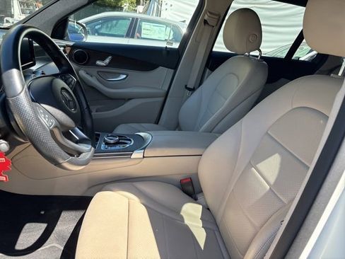 Used 2018 Mercedes-Benz GLC 300 image 6
