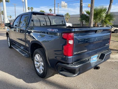 Used 2022 Chevrolet Silverado 1500 Custom w/ Safety Confidence Package image 4