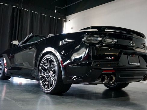 Used 2024 Chevrolet Camaro ZL1 RWD image 29