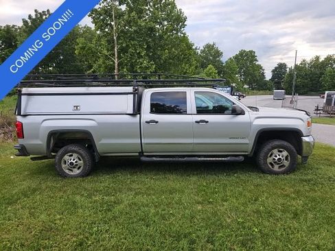 Used 2016 GMC Sierra 2500 4x4 Crew Cab image 2