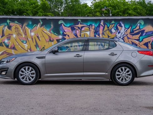 Used 2015 Kia Optima EX w/ EX Premium Package FWD image 8