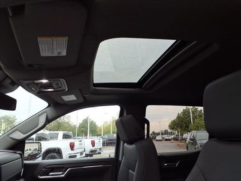 New 2026 GMC Sierra 1500 SLT w/ SLT Premium Plus Package image 15