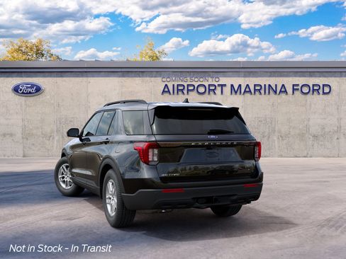 New 2027 Ford Explorer Active RWD image 8