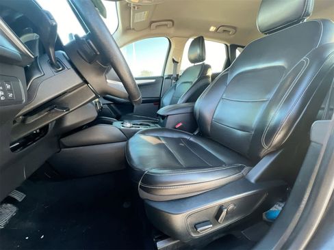 Used 2020 Ford Escape SEL image 16