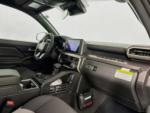 New 2026 Toyota Tacoma TRD Off-Road AWD/4WD image 30