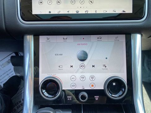 Used 2019 Land Rover Range Rover Sport HSE AWD/4WD image 15