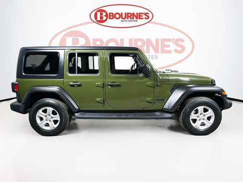 Used 2022 Jeep Wrangler Unlimited Sport image 10