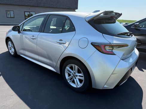 Used 2019 Toyota Corolla SE w/ SE Option Package FWD image 4