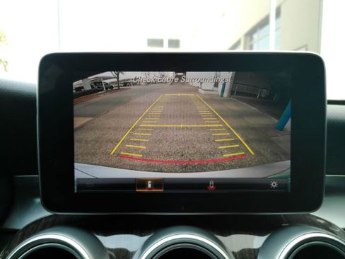 Used 2016 Mercedes-Benz C 300 4MATIC Sedan image 8