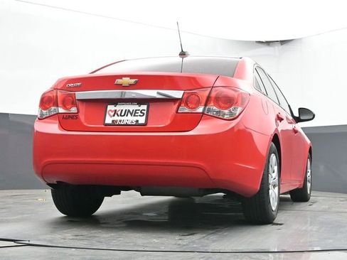 Used 2016 Chevrolet Cruze LS FWD image 27