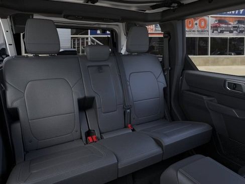 New 2026 Ford Bronco Outer Banks w/ Sasquatch Package AWD/4WD image 11
