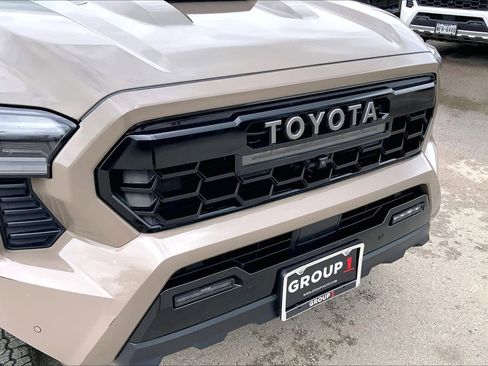 Used 2025 Toyota Tacoma TRD Pro image 29