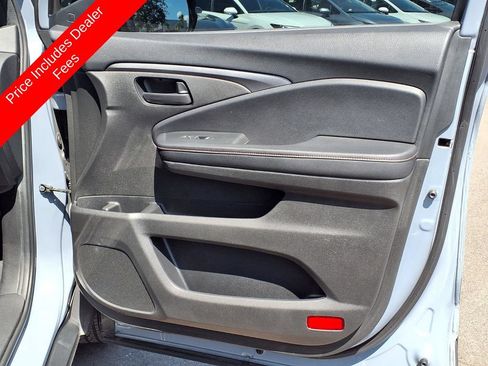 Used 2022 Honda Pilot TrailSport image 11