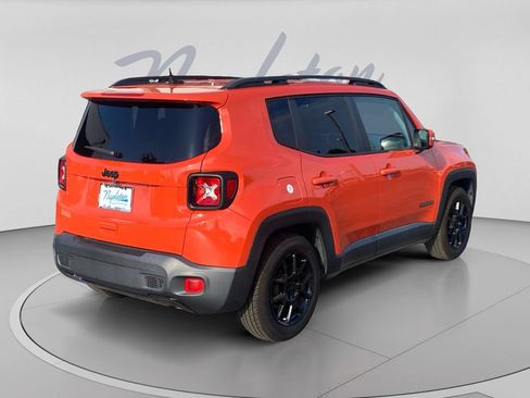 Used 2020 Jeep Renegade Altitude FWD image 8