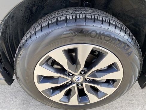 Certified 2024 Subaru Outback Limited image 27