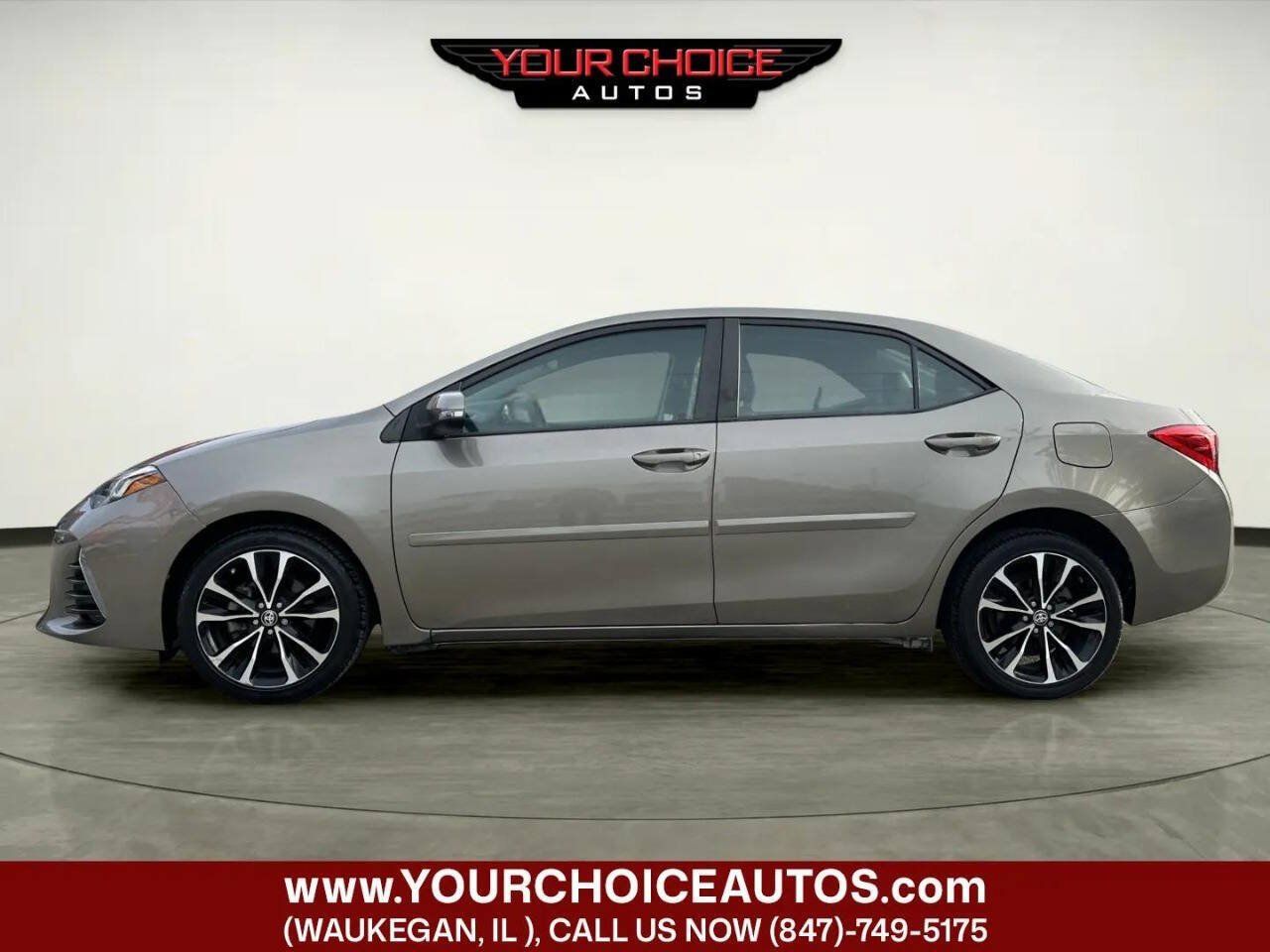 Used 2019 Toyota Corolla SE FWD image 2