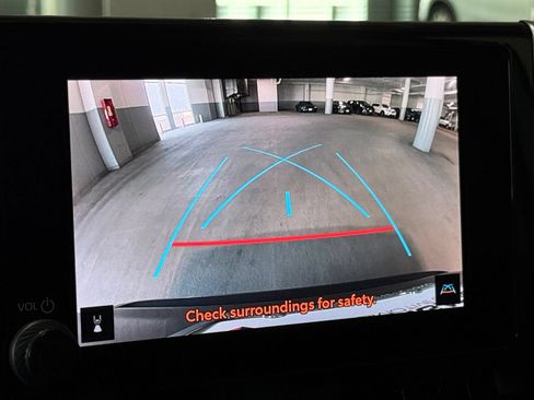 Used 2024 Toyota RAV4 LE AWD/4WD image 25