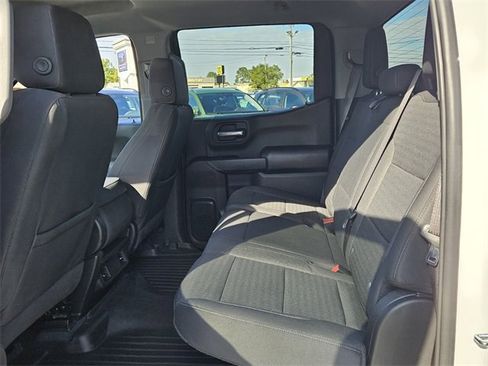 Used 2023 Chevrolet Silverado 1500 Custom image 6