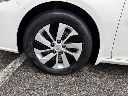 New 2025 Nissan Altima 2.5 S image 12