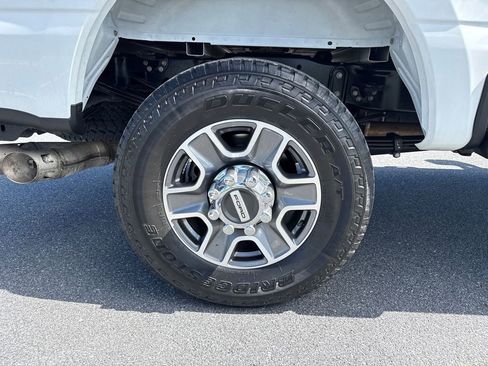 Used 2025 Ford F350 Lariat w/ Camper Package image 34